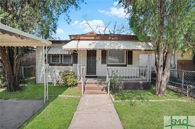 Primary Photo - 21 Burke Ave
