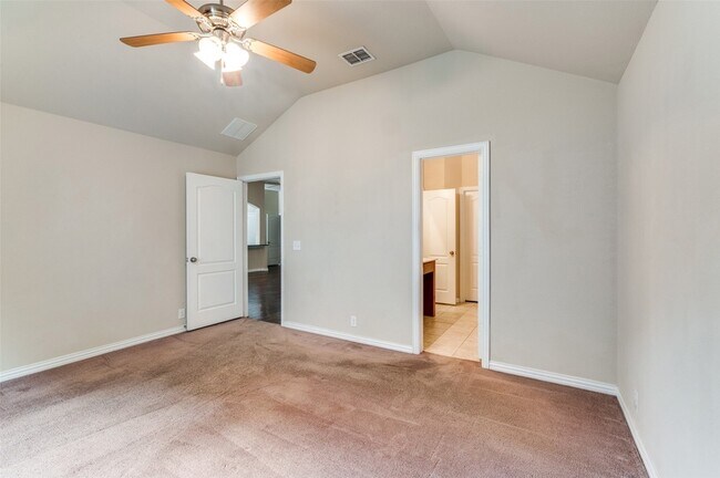 Building Photo - 4920 Lemon Grove Dr