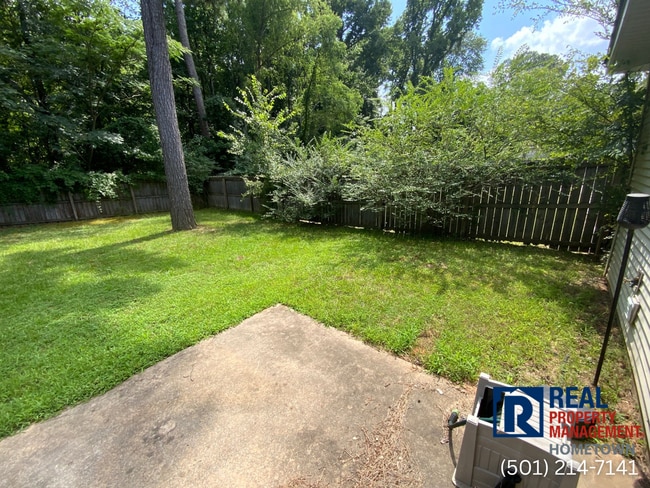 Building Photo - 7503 Royal Oaks Dr