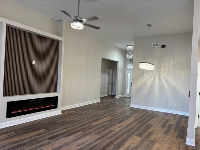 Building Photo - 2679 Runyon Cir