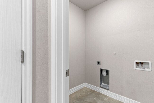 Building Photo - 804 White Meadow Ln