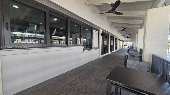 Building Photo - 1980 S Ocean Dr