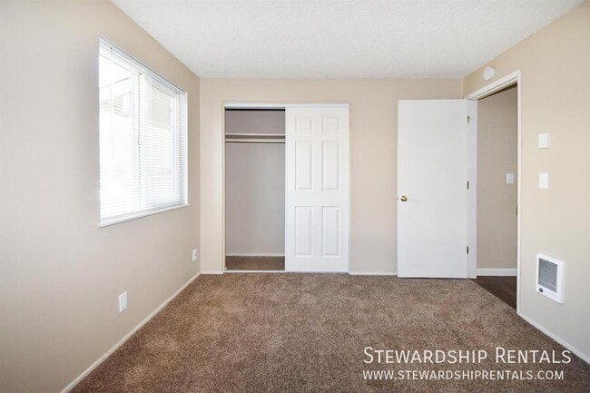 Building Photo - 1162 Grant Alley