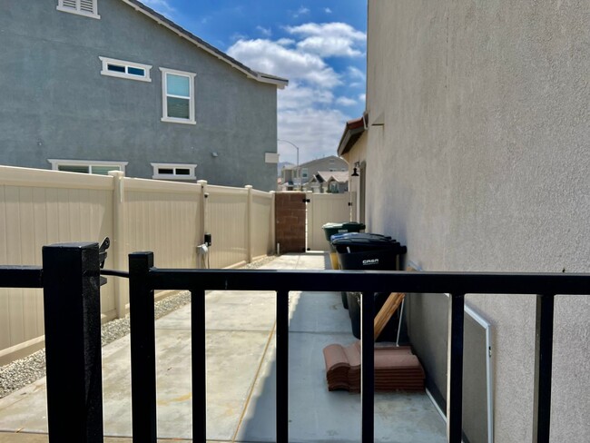 Building Photo - Nice 2 Story Family Home with Solar