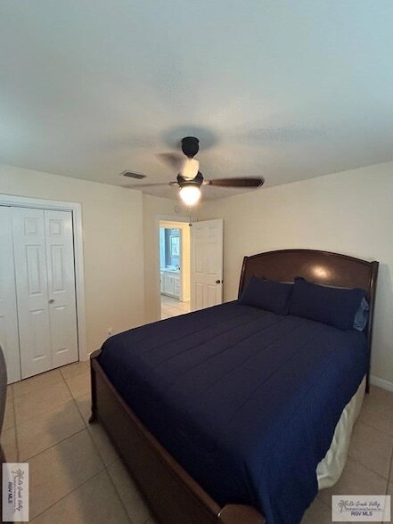 Building Photo - 711 Cisneros St