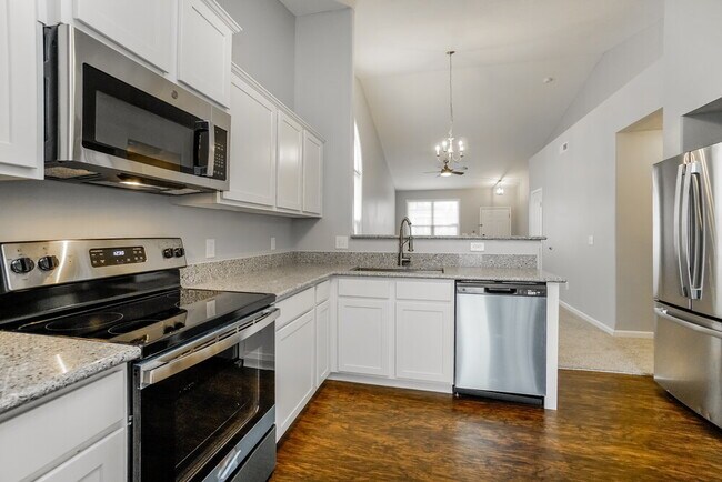 Building Photo - 6091 Follensby Dr