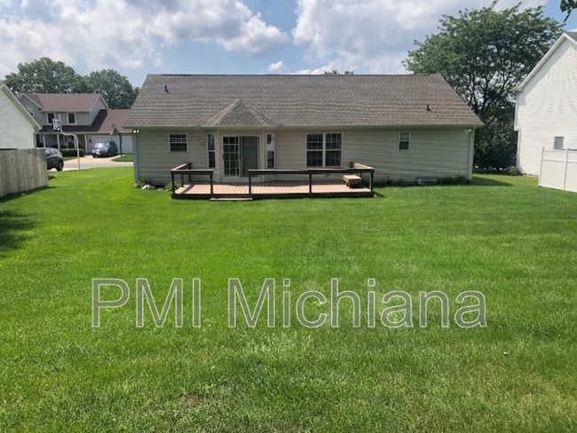 Building Photo - 51880 Courtland Dr