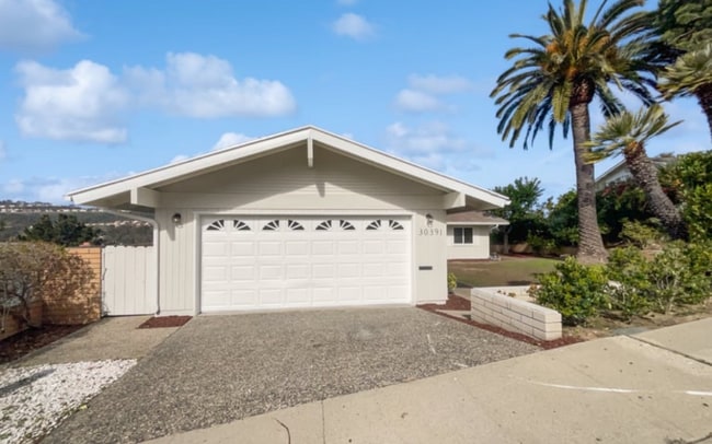 Building Photo - 30391 Benecia Ave