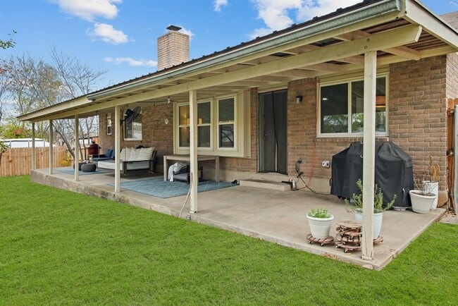 Building Photo - 6716 Skynook Dr