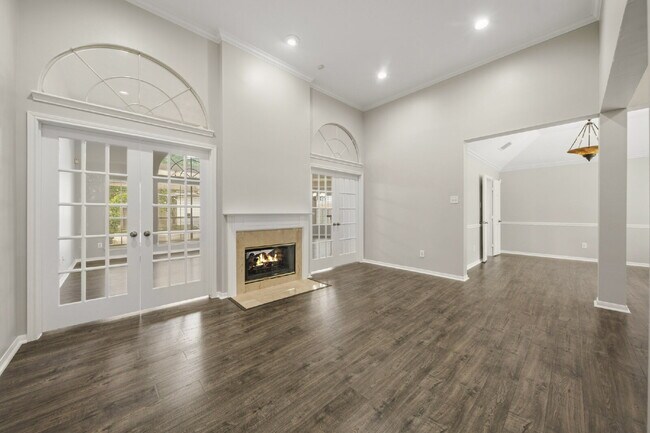 Building Photo - Refreshed 4-Bedroom in New Territory with New Paint, New Floors, and Lawn Care Included.