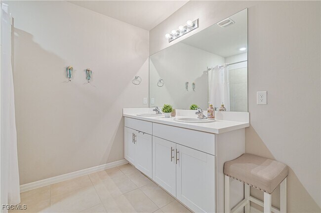 Building Photo - 8908 Cascade Price Cir