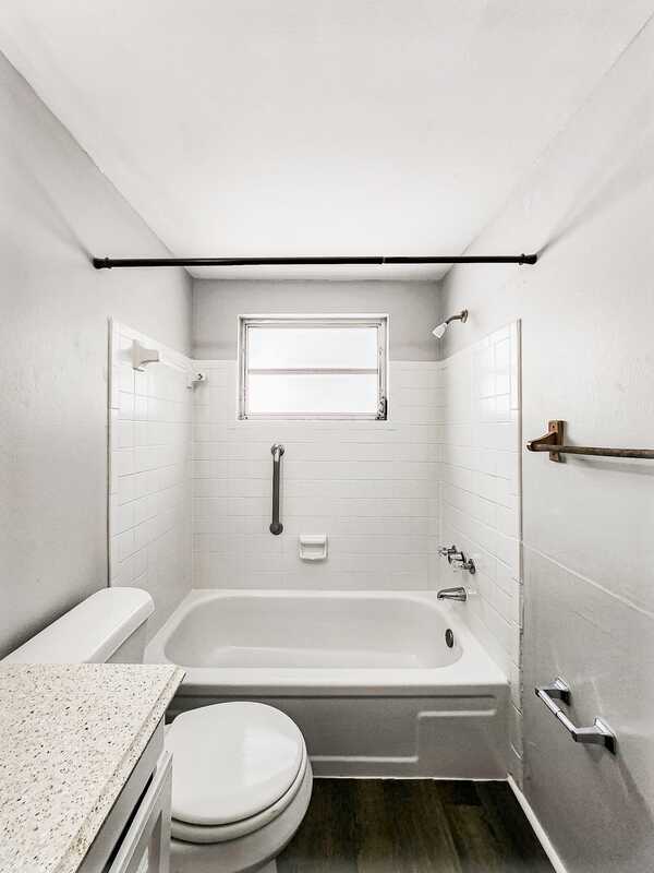 Building Photo - 2611 41st Ave N