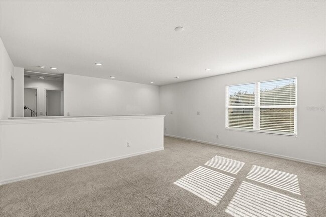 Building Photo - 5277 Royal Point Ave