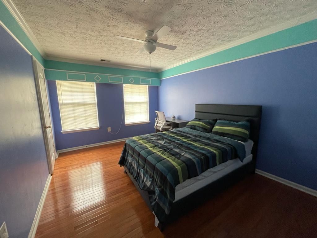 Building Photo - 11104 Rhodenda Ave