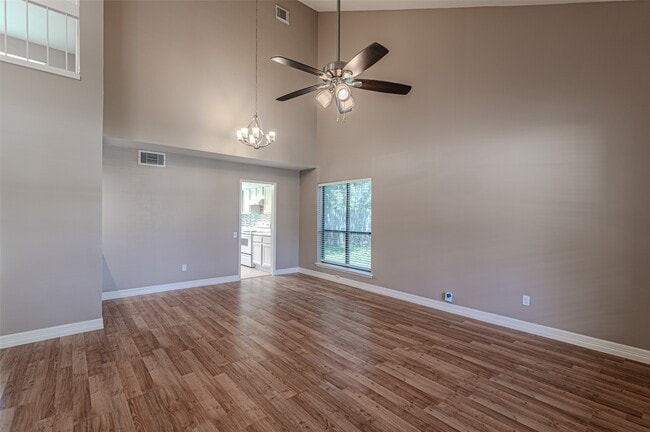 Building Photo - 18506 Creekfield Ct
