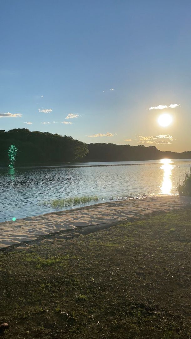 Building Photo - Waterfront Cottage in Oakland Beach