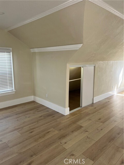 Building Photo - 625 Cedar Ave