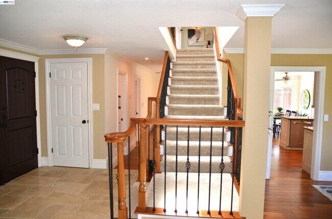 Building Photo - 1626 Harlan Dr