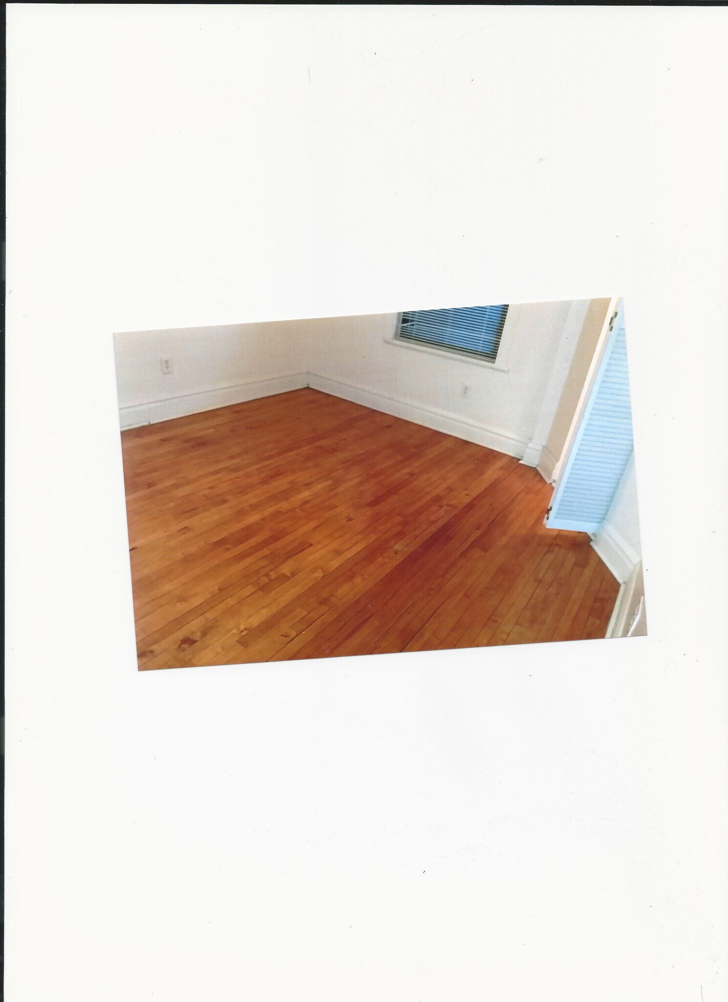 Building Photo - 3427 S Union Ave