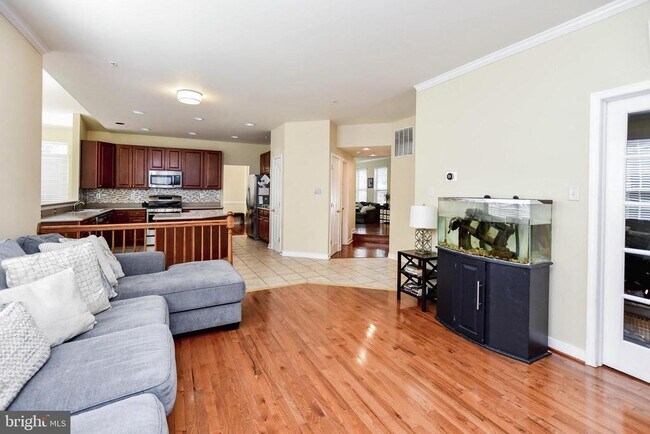 Building Photo - 13003 Belle Meade Trace