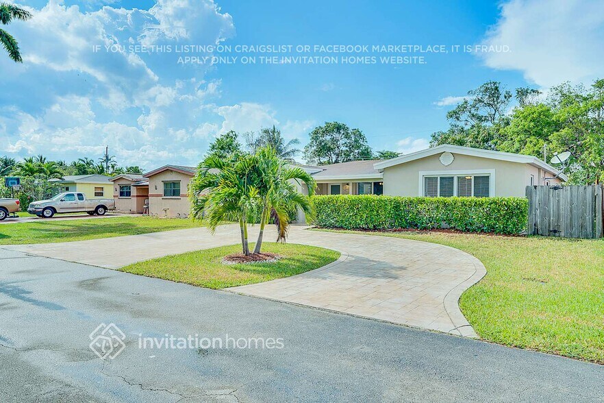 Primary Photo - 7421 Normandy St