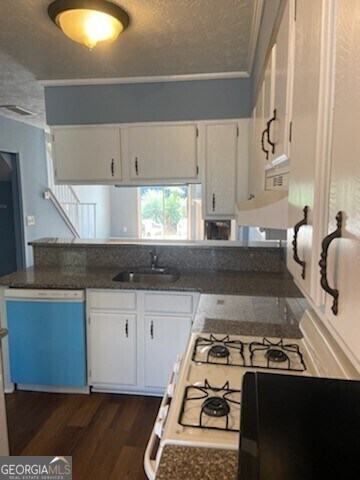 Building Photo - 6640 Witherington Ct NW