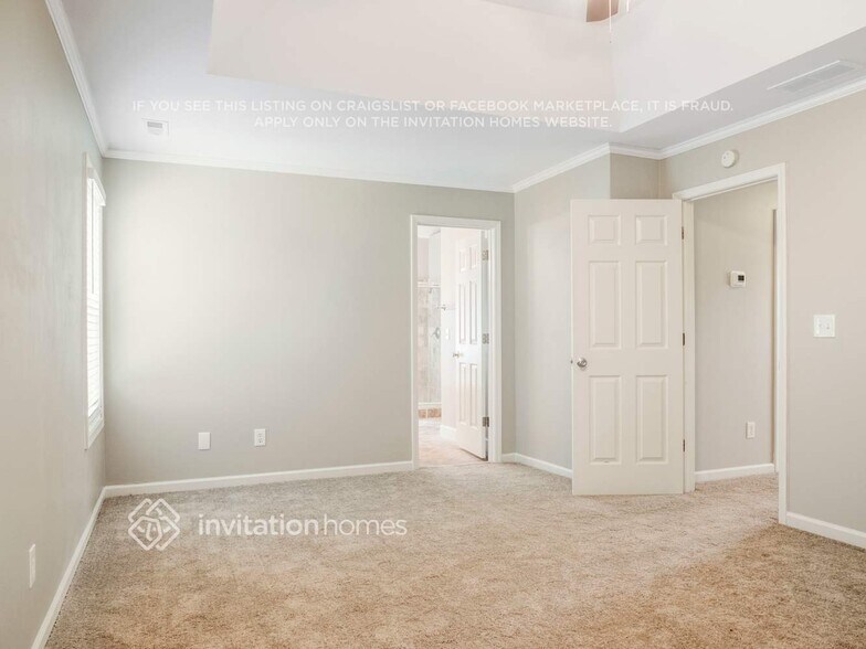 Building Photo - 1119 E Shoreview Rd