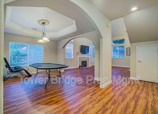 Building Photo - 1518 Southridge Ct