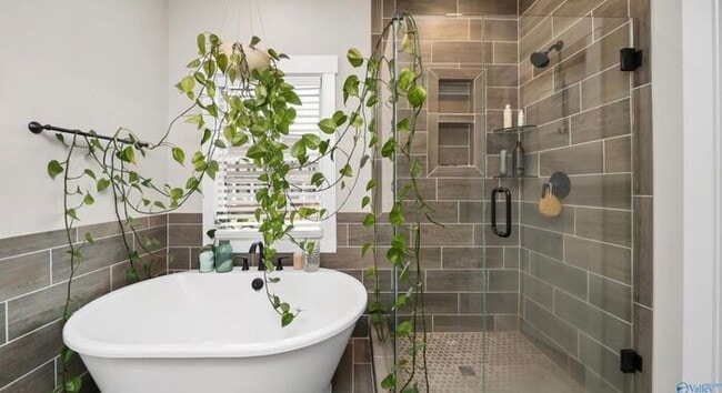 Building Photo - Located in Town Madison-Luxury Living