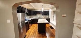 Building Photo - 204 Winspear Ave