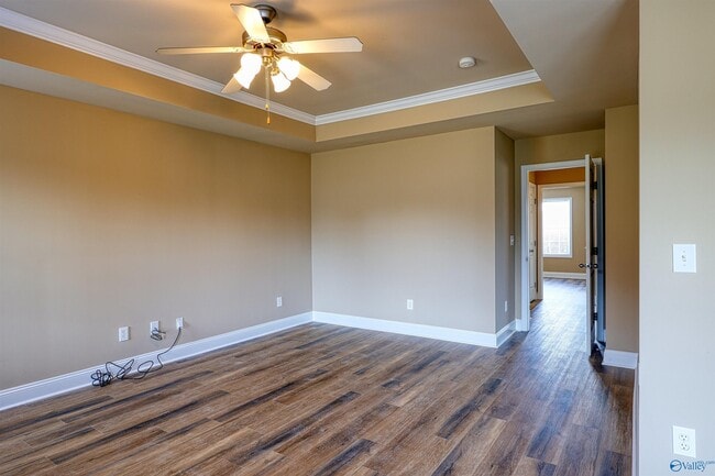 Building Photo - 105 Glenfield Ct