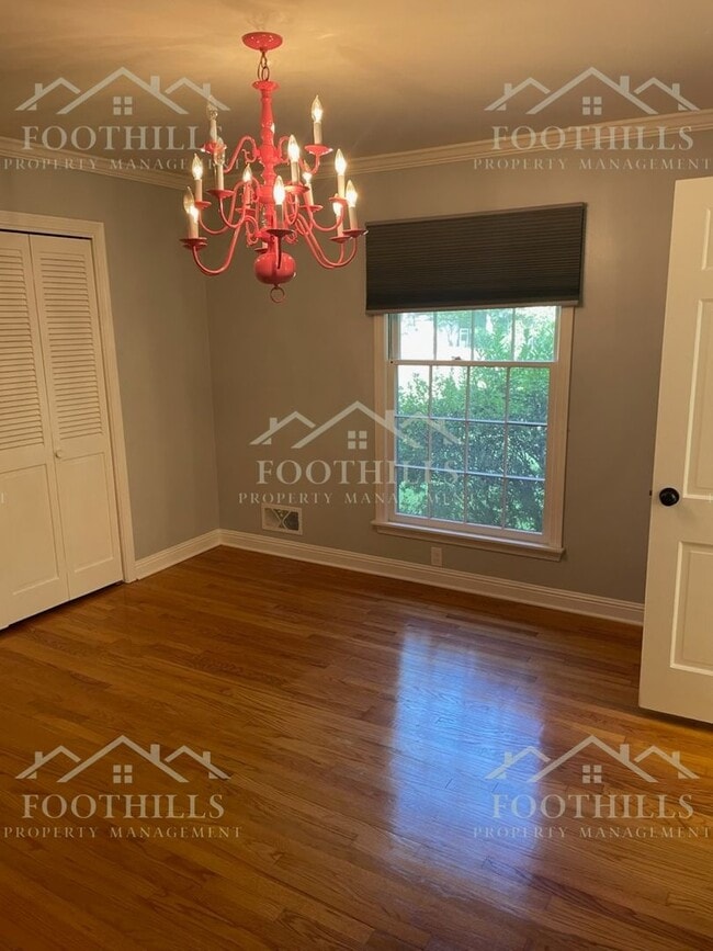 Building Photo - Your Next Home Awaits – 4 Bedrooms, 2.5 Ba...
