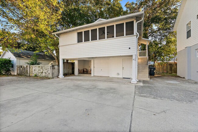 Building Photo - 116 San Marco Ave