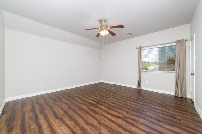 Building Photo - 21606 Hansom Dr