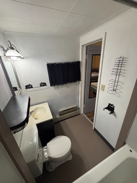 Building Photo - 19022 US HWY 85