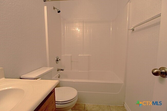 Building Photo - 3809 Joshua Taylor Dr