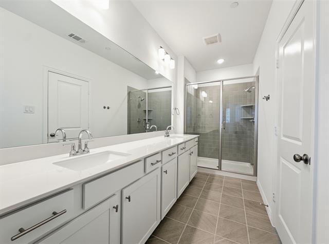 Building Photo - 2620 Rolling Mdw Rd