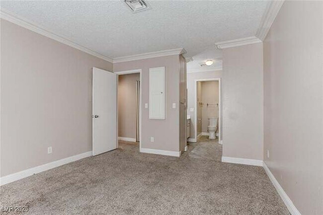 Building Photo - 4860 Nara Vista Way