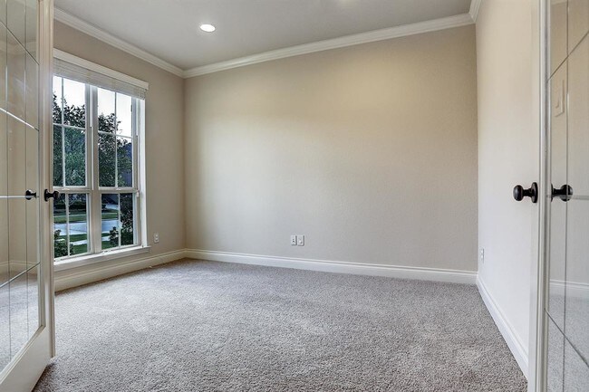 Building Photo - 27522 Kingsland Pl Ln