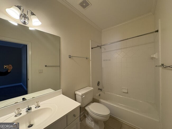 Building Photo - 5930 Abbotts Run Tr