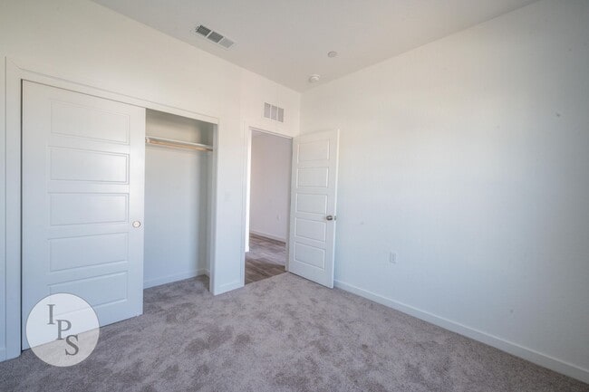 Building Photo - BRAND NEW CUSD Fresno Home, 3BR/2BA - Lots...