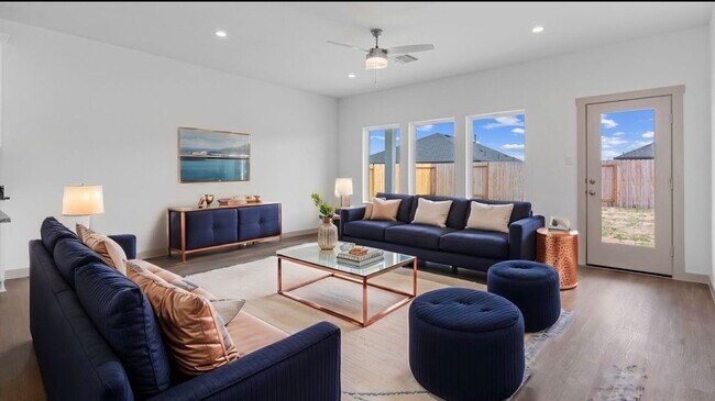 Building Photo - 1039 Great Barracuda Ln