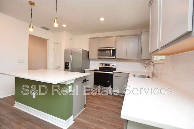 Building Photo - 3857 Capri Coast Dr