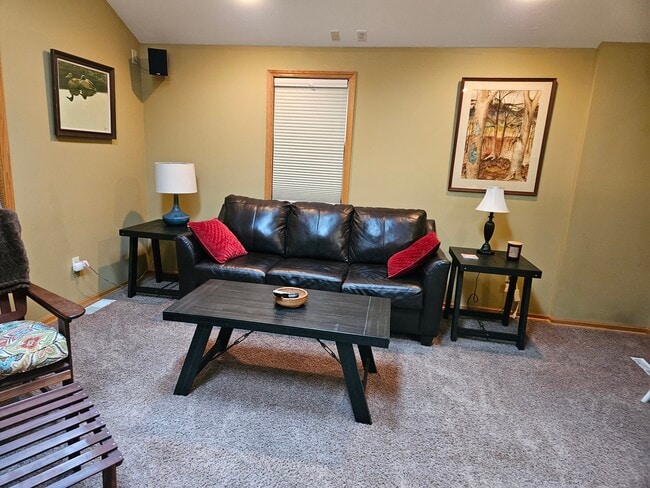 Building Photo - 544 W Wilson St