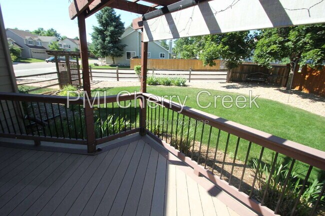 Building Photo - 9800 Foxhill Cir