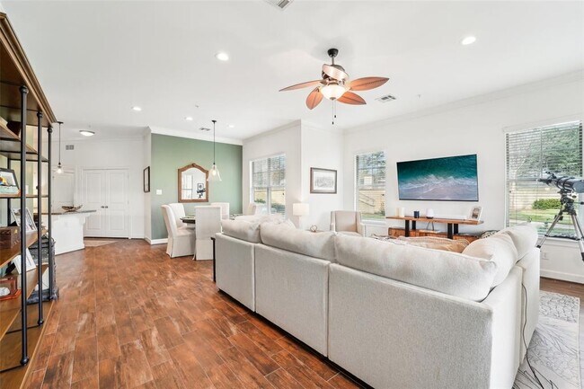 Building Photo - 17040 W Farm To Market 1097