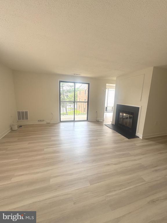 Building Photo - 18001 Chalet Dr