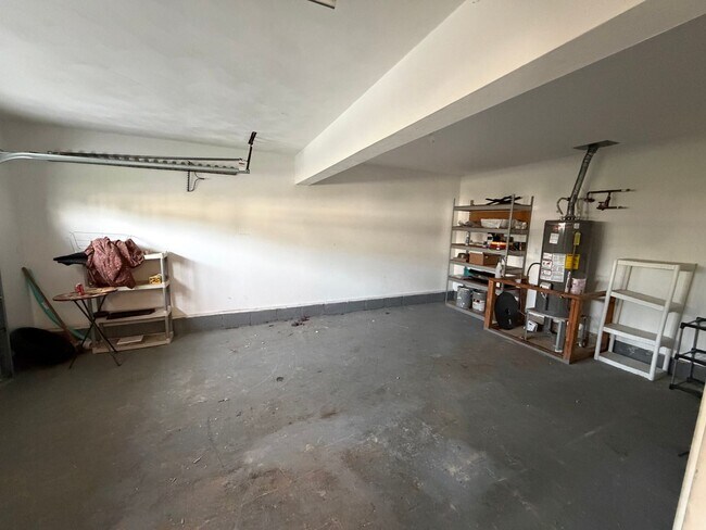 Building Photo - GLENWOOD