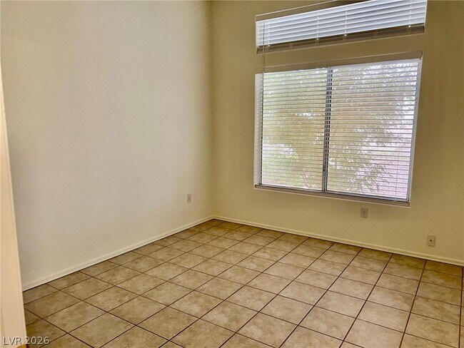 Building Photo - 2720 Hope Forest Dr