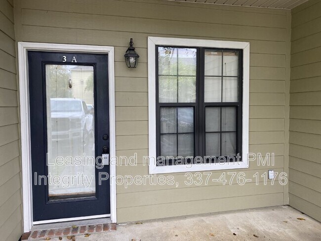 Building Photo - 612 S Kenilworth Pkwy